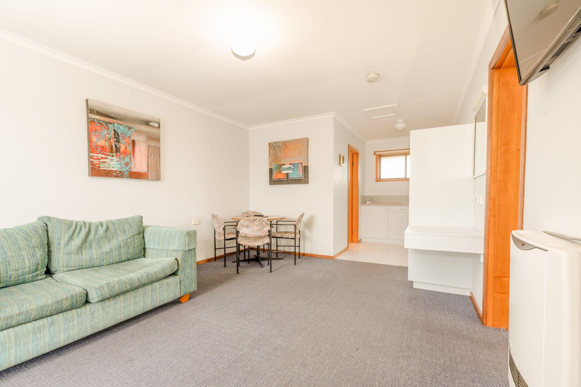 Seasonal South Motel & Function Centre Ulverstone Exterior photo